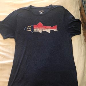 North Carolina mast general store trout T shirt. Super light weight. Size men L.